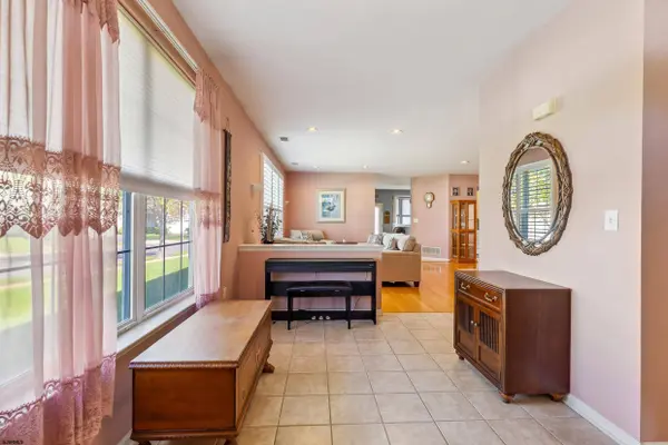 536 Salem, Galloway Township, NJ 08205