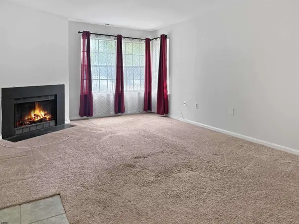 37 Driftwood #352, Smithville, NJ 08205