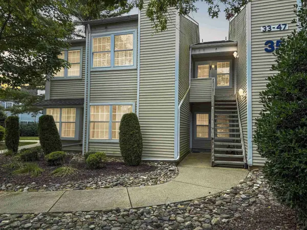 37 Driftwood #352, Smithville, NJ 08205