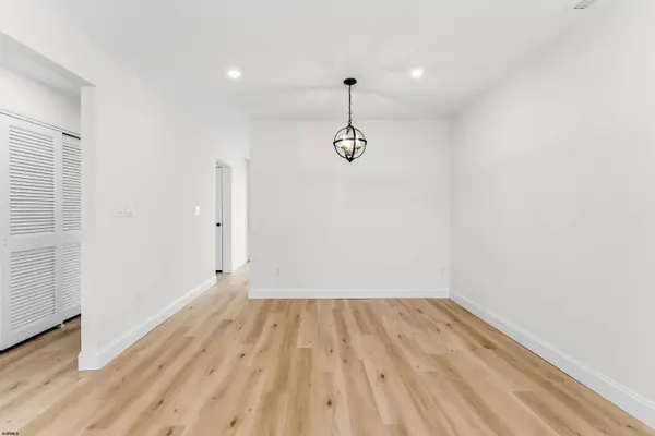 22 Oyster Bay #E, Absecon, NJ 08201