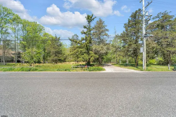 137 Jeffers Landing Road, Egg Harbor Township, NJ 08234
