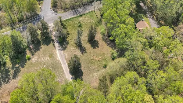 137 Jeffers Landing Road, Egg Harbor Township, NJ 08234