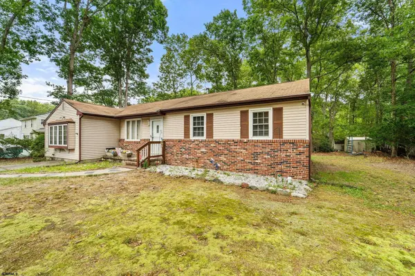 217 E Ridgewood Ave, Galloway Township, NJ 08205