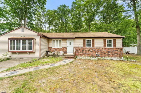 217 E Ridgewood Ave, Galloway Township, NJ 08205