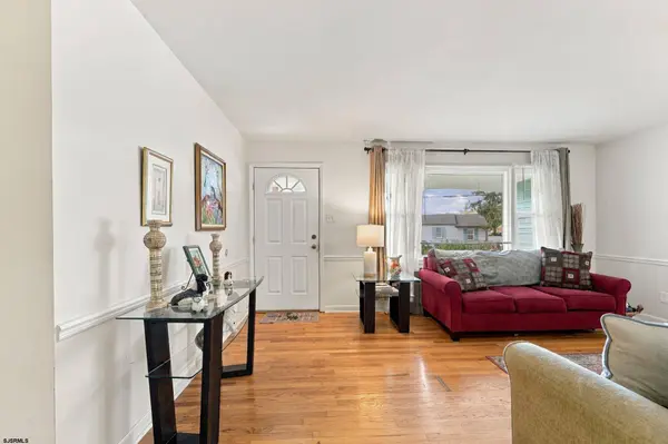 601 Roosevelt Ave, Northfield, NJ 08225