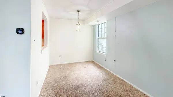10 Waterview #10, Smithville, NJ 08205
