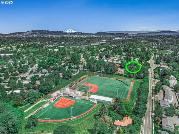 11908 SE 32ND AVE, Milwaukie, OR 97222