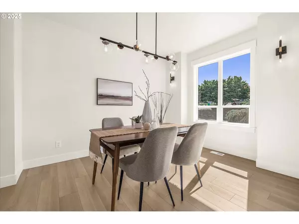 7026 SE 156TH AVE, Portland, OR 97236