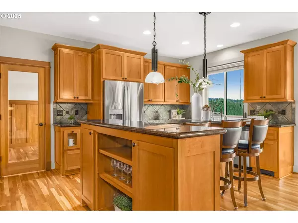 14697 SE POPPY HILLS DR, Happy Valley, OR 97086