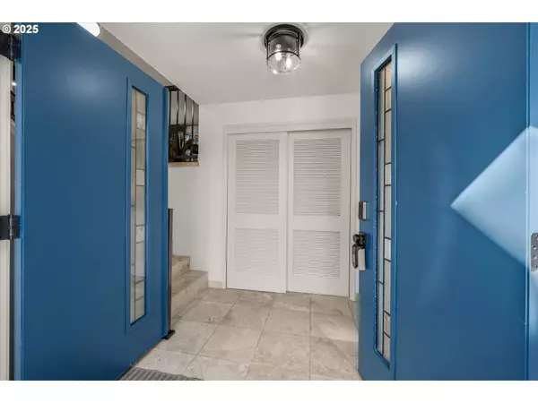 9624 SE DUNDEE DR, Happy Valley, OR 97086