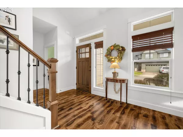 18775 SUNBLAZE DR, Oregon City, OR 97045