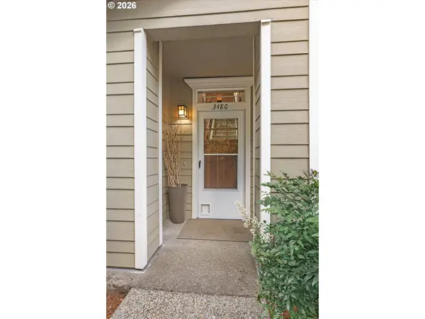 3480 SUMMERLINN DR, West Linn, OR 97068
