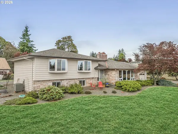 32851 GILMORE RD, Scappoose, OR 97056