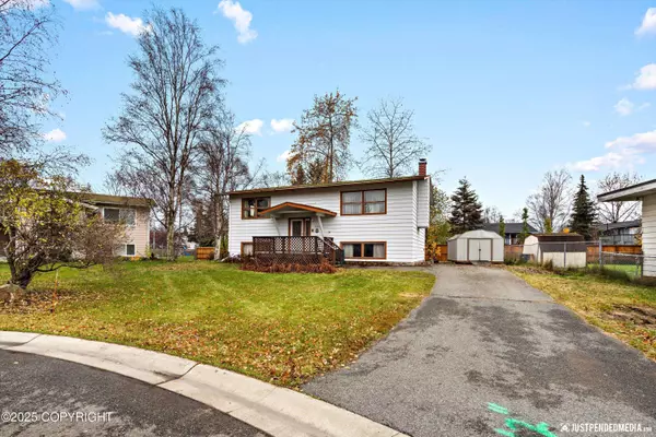 7520 Papa CIR, Anchorage, AK 99518