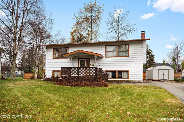 7520 Papa CIR, Anchorage, AK 99518