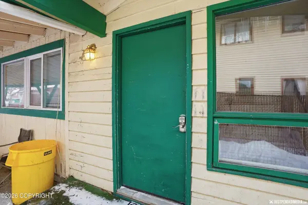 530 Mumford ST, Anchorage, AK 99508