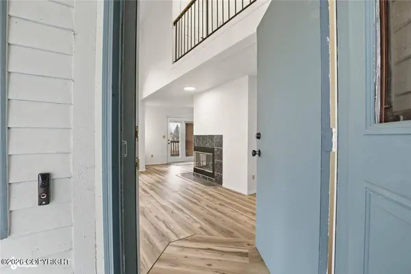 9356 Sea Parrot CIR, Anchorage, AK 99515