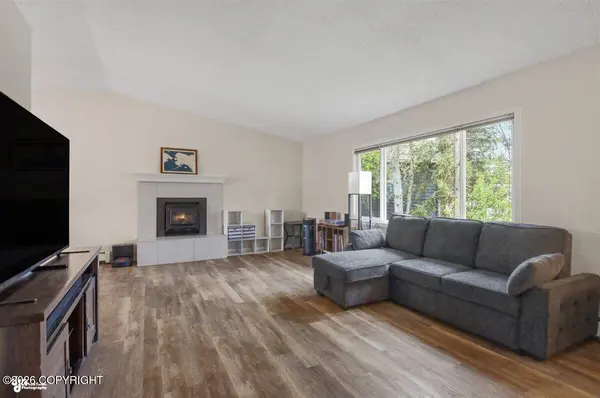 3551 Newcomb DR, Anchorage, AK 99508
