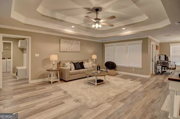 3853 Cutshaw TRL, Hahira, GA 31632