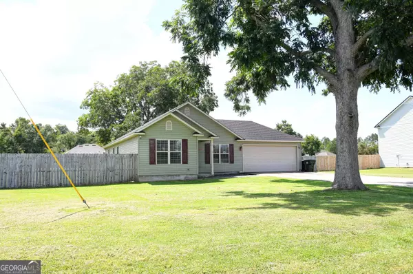 11 N Moody DR, Ray City, GA 31645