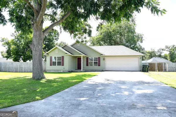 11 N Moody DR, Ray City, GA 31645