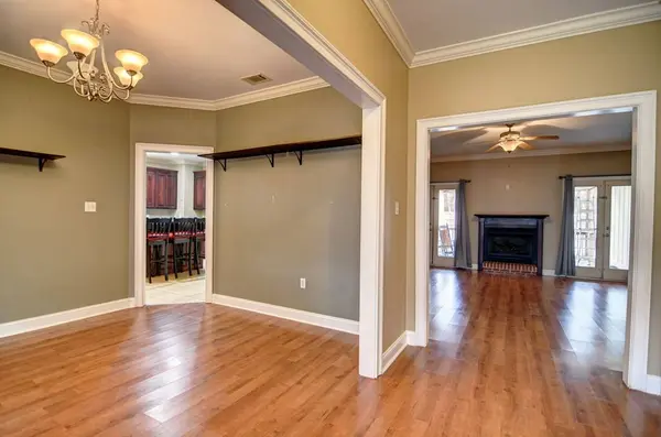 118 Foxworth Trl, Nashville, GA 31639