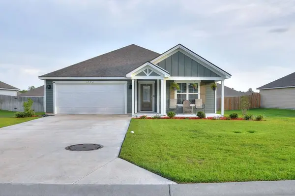 1224 Marjorie, Hahira, GA 31632