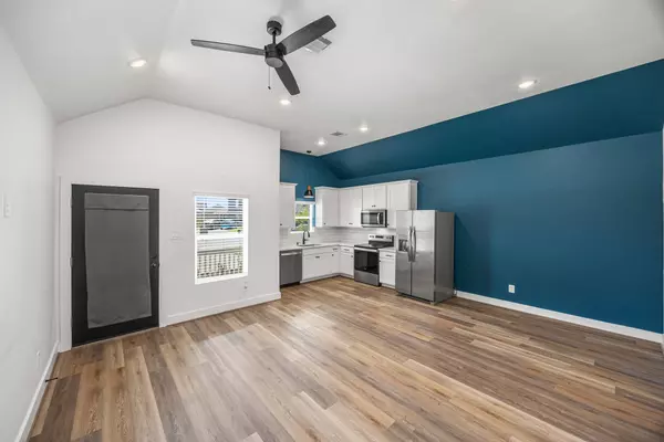 17070 Marie Village DR, Conroe, TX 77306