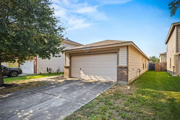 2746 Piney Lake CT, Houston, TX 77038