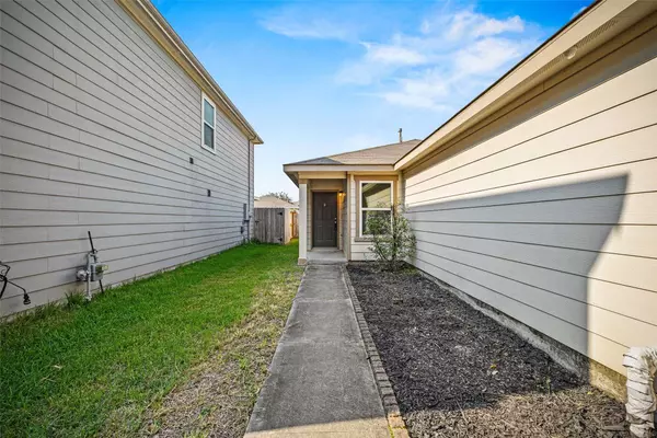 2746 Piney Lake CT, Houston, TX 77038