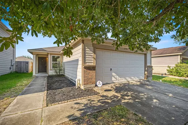 2746 Piney Lake CT, Houston, TX 77038