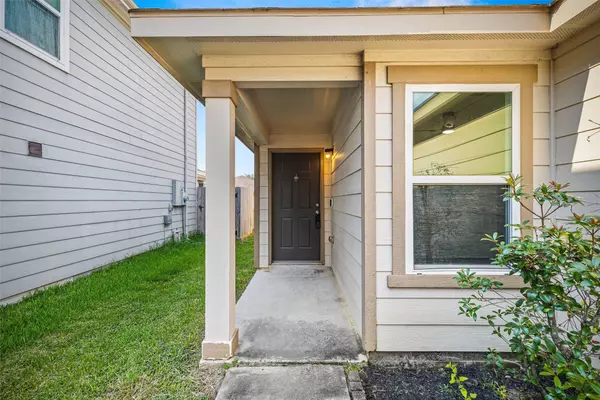 2746 Piney Lake CT, Houston, TX 77038