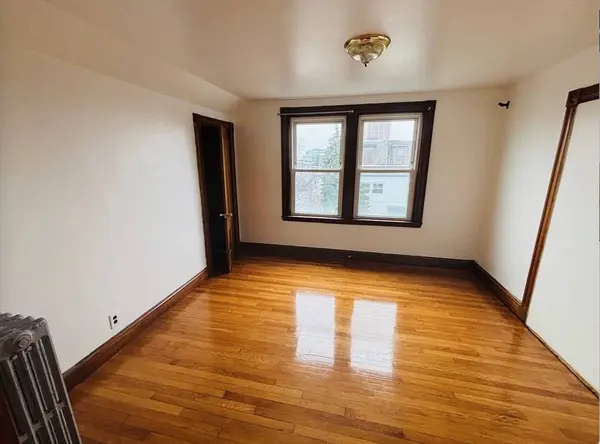 23 Munroe St #2, Somerville, MA 02143