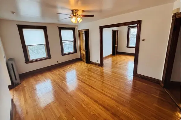 23 Munroe St #2, Somerville, MA 02143