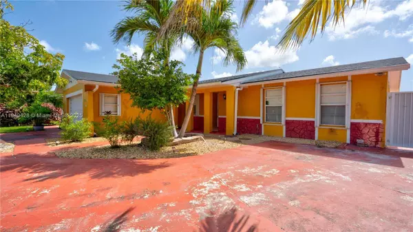 7315 SW 127th Ct, Miami, FL 33183