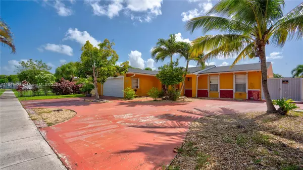 7315 SW 127th Ct, Miami, FL 33183