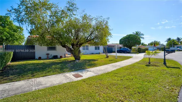 6815 SW 134th Ct, Miami, FL 33183