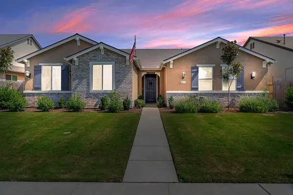 2417 Avenue 396, Kingsburg, CA 93631