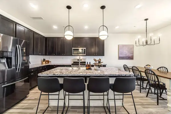 2417 Avenue 396, Kingsburg, CA 93631