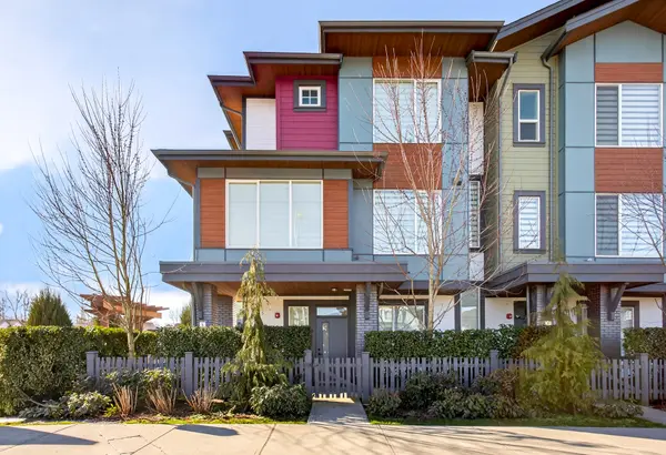 20763 76 Ave #12, Langley Twp, BC V2Y 3N8