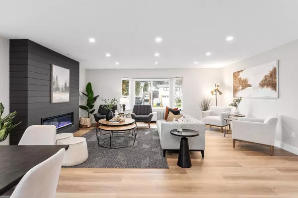 2466 Tolmie AVE, Coquitlam, BC V3K 3E7