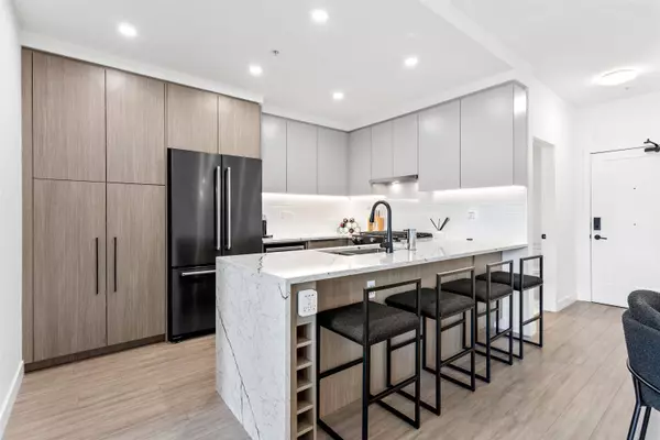 2408 Grant ST #201, Vancouver, BC V5K 3G4