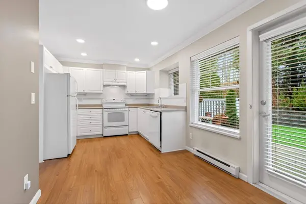 23085 118 AVE #12, Maple Ridge, BC V2X 3J7