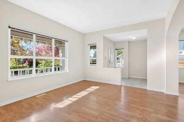 111 Foundry Row, New Westminster, BC V3M 6X5