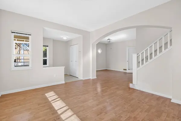 111 Foundry ROW, New Westminster, BC V3M 6X5