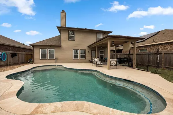 20272 Torrey Pines LN, Cleveland, TX 77327