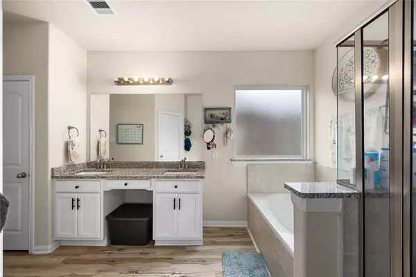 20272 Torrey Pines LN, Cleveland, TX 77327