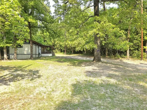 476 Indian DR, Trinity, TX 75862