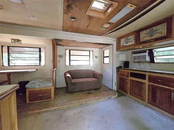 177 Deane DR, Livingston, TX 77351