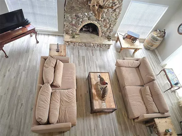 560 Brandon RD, Conroe, TX 77302